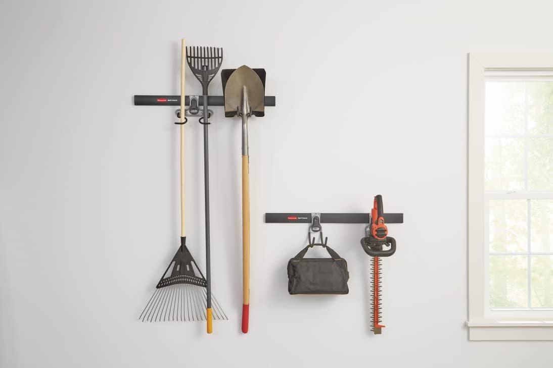 Rubbermaid FastTrack Garage Storage System Tool Hanging Kit, Wall Mount Holder for Garden Lawn Tools/Garage/Home