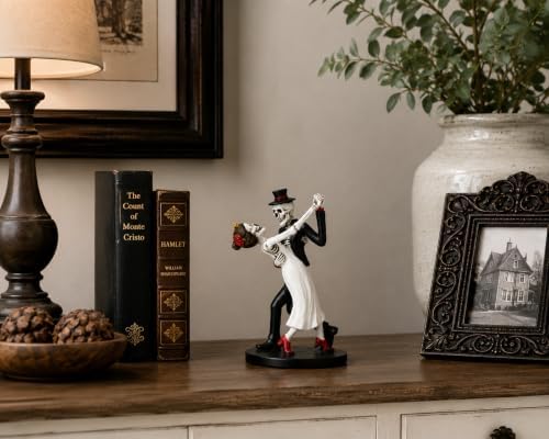 Skeleton Couple Dancing Figurine, Resin Bride and Groom Skeleton Statue, Gothic Halloween Tabletop Decor, Day of the Dead Home Decoration