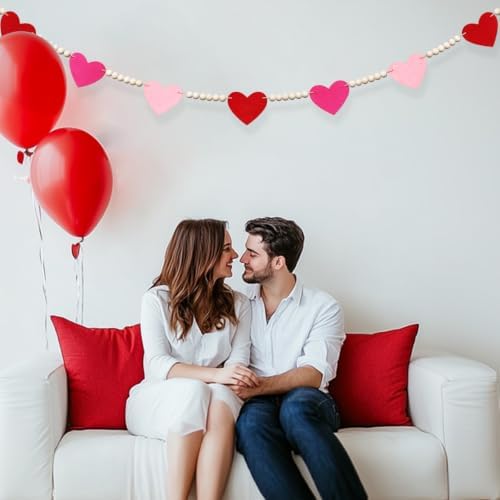 CESOF Valentines Garland Decorations, Hanging Felt Hearts Heart Garland
