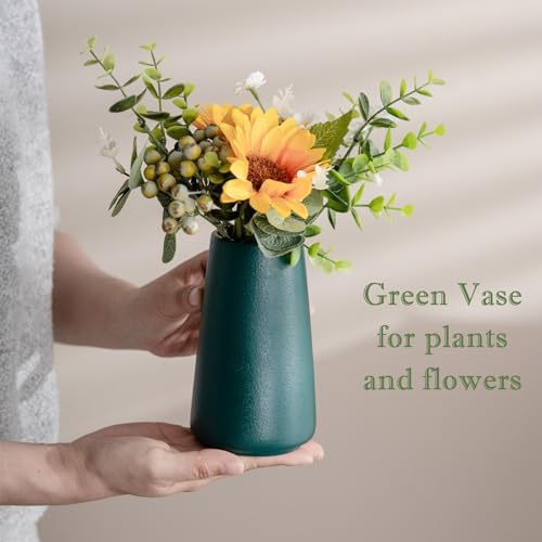 Simple Boho Ceramic Flower Vase for Home Decor (Green,Small)