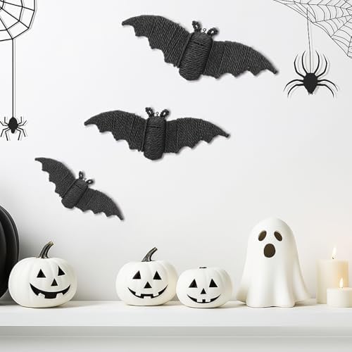 Beeveer 3 Pcs Woven Rattan Bat Wall Hanging Halloween Decor, 3D Scary Handcrafted Black Rope Bats, Rustic Natural Farmhouse Halloween Creepy Decorations for Home Fireplace Door, 9.06/7.48/5.91 Inch