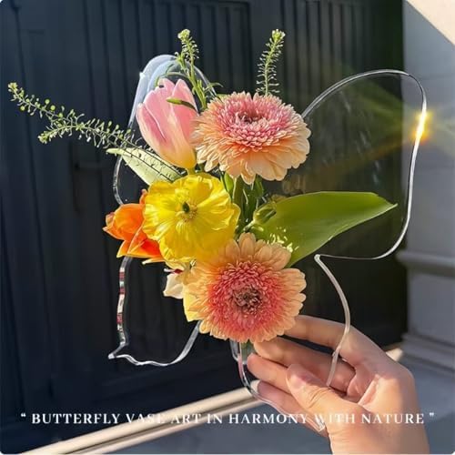 Clear Acrylic Butterfly Vase ，Acrylic Frame Vase，Art Deco ，Decoration of Consoles and Various Desktops，House Warming Gifts (Butterfly Clear