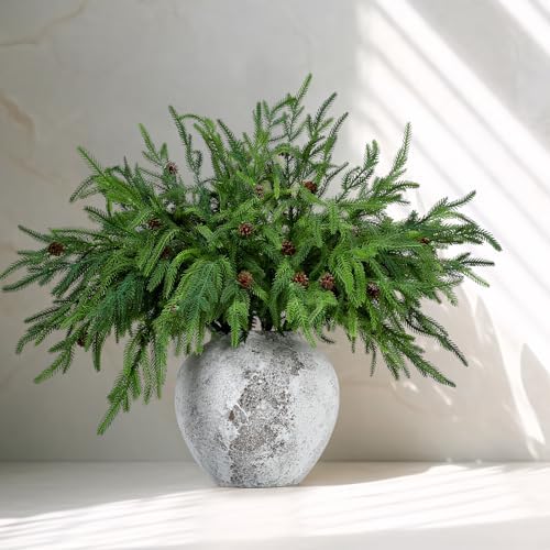 Yinder Xmas Artificial Norfolk Pine Branches with Pine Cones, 16 Pcs