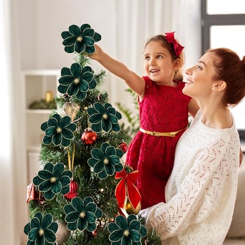 Sggvecsy 10Pcs Christmas Glitter Flowers Velvet Magnolia Flower Christmas Tree Ornaments Artificial Poinsettia Floral Picks for Xmas Wedding DIY Crafts Wreath Party Floral Decorations(Green)