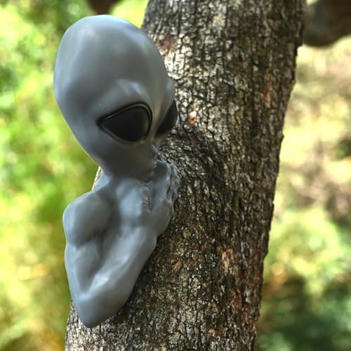 Seasons 14" Halloween Alien Tree Peeker for Outdoor Yard Garden Decoration