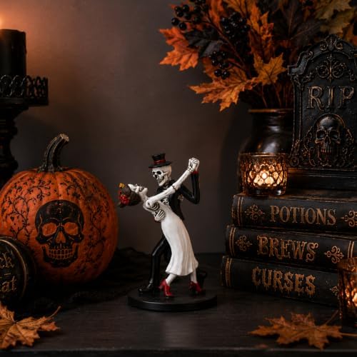 Skeleton Couple Dancing Figurine, Resin Bride and Groom Skeleton Statue, Gothic Halloween Tabletop Decor, Day of the Dead Home Decoration