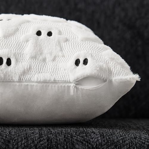 DFXSZ Halloween Pillow Covers 18x18 inch 2Pcs White Ghost Halloween Decor