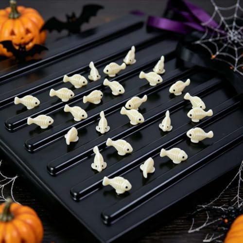 100Pcs Halloween Mini Fish Skeleton,Tiny Skull Fish Figures Hide for Party