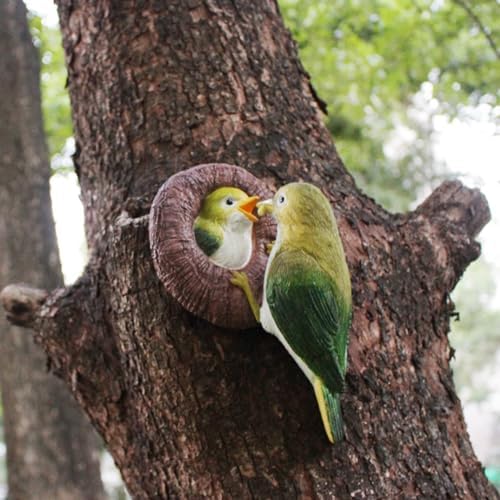 Mom and Baby Hummingbird Tree Hugger, Resin Bird Figurines Art Sculpture, Hanging Garden Statue Tree Peeker Ornament for Patio Lawn Porch Yard Outdoor Decorations