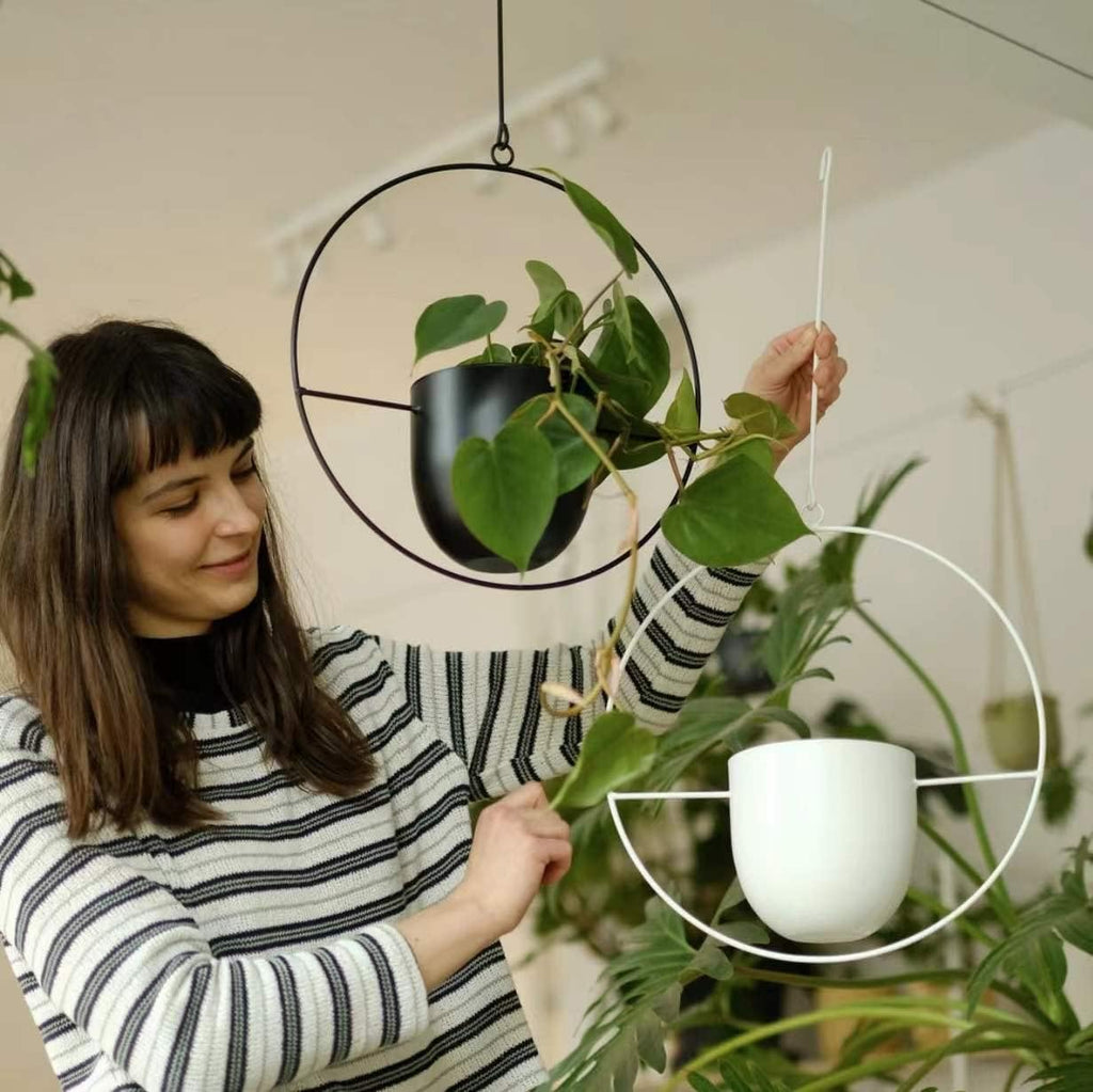 2 Pcs Hanging Planters for Indoor and Outdoor Plants with Hooks and Chains, Metal Modern Wall Ceiling Planter Hangers