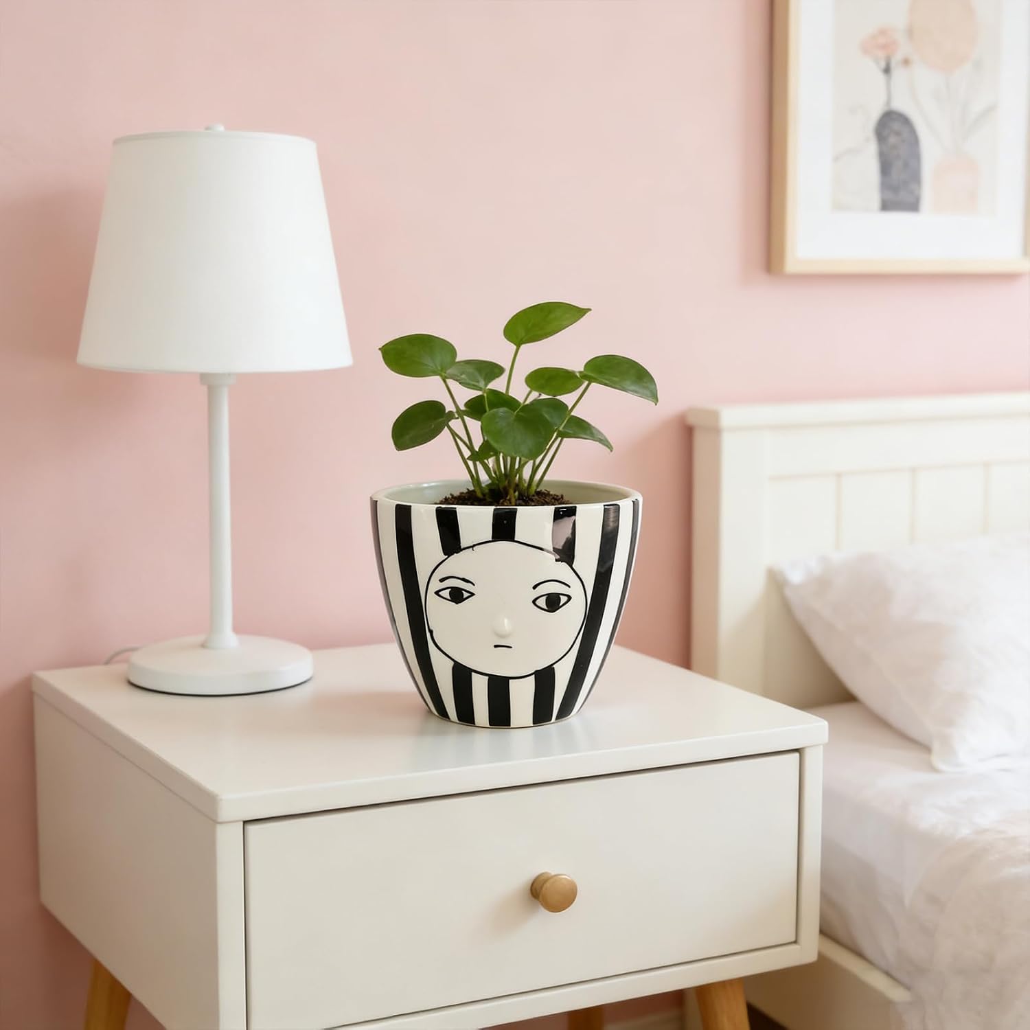 Modern Abstract Face Ceramic Planter with Black & White Stripes ，5.9in Indoor Planter with Drainage Outlet and Tray