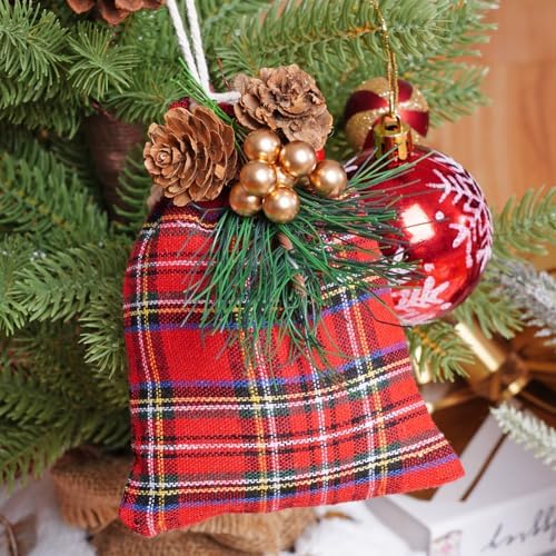 Lystaii 200pcs Artificial Holly Berries Mini 10 mm Christmas Fake Berries with Wire Stems Artificial Berry Fake Berry Stems Picks for Christmas Tree Decorations Wreath Party (Gold and Green Stems)