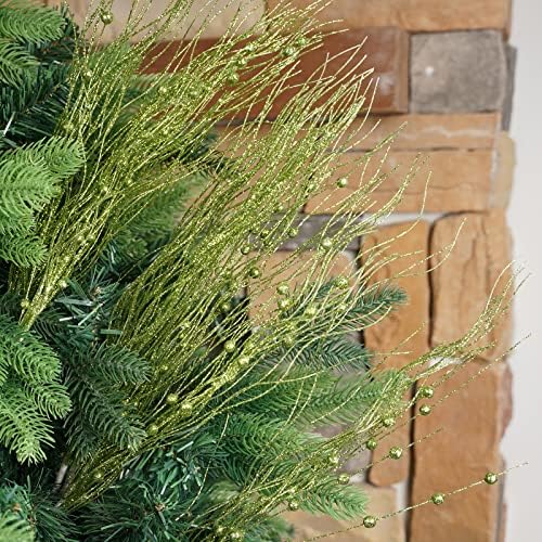SLK 16-Pack Artificial Glitter Pick Set Of Berry Sprays Stem Ornaments, Christmas Decoration Glittery Twigs, Christmas Tree Picks, Branches, Wreath For Christmas Day, Halloween，Party ,Holiday，Green