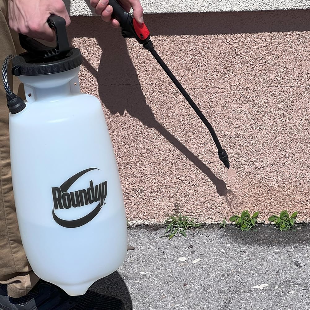 Roundup 190260 2-Gallon Lawn and Garden Sprayer for Controlling Insects and Weeds or Cleaning Decks and Siding & 181538
