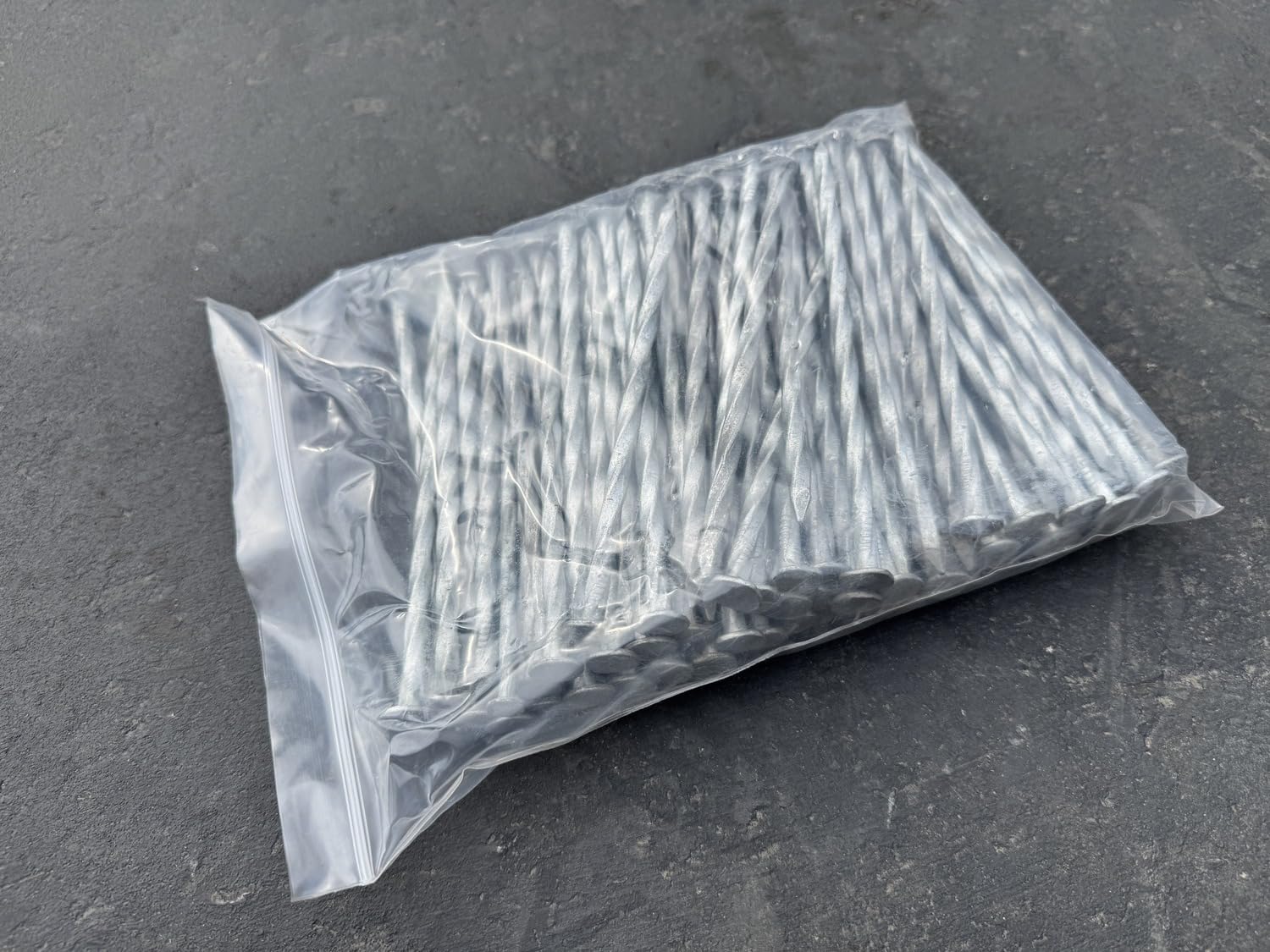 Sandbaggy 6 Inch Galvanized Artificial Turf Stakes - Spiral Landscape Nails - Ground Spikes/Pins for Synthetic Grass