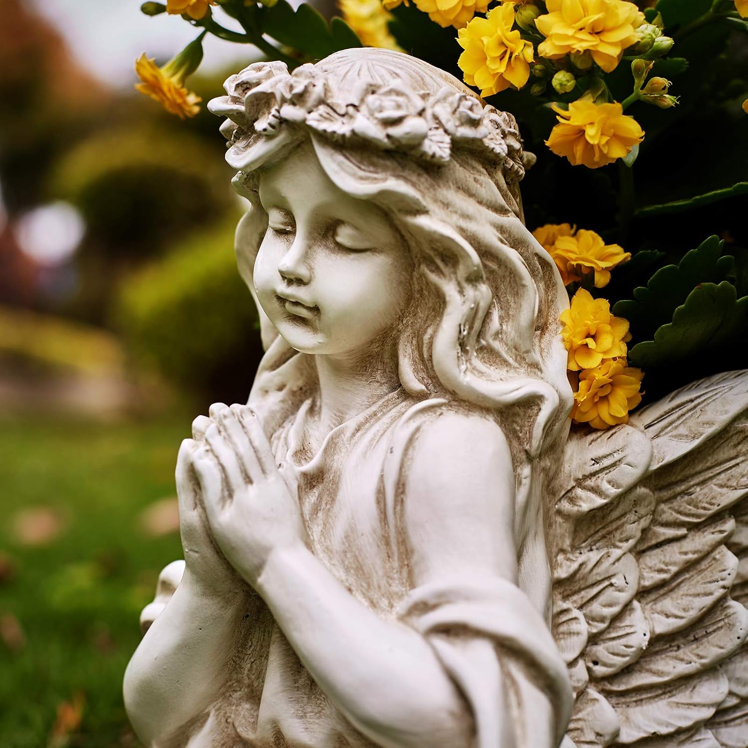 Praying Angel Bust Garden Statue Planters, Angel Wing Planters Pots Mini Vase for Patio, Lawn, Yard Art, Cemetery Grave