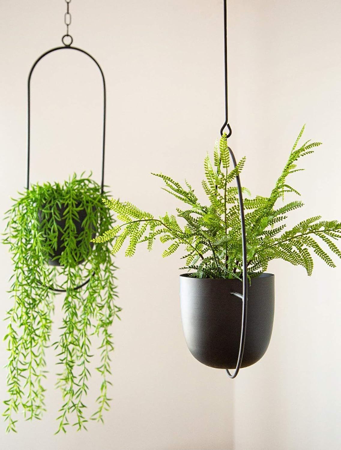 RISEON Boho Black Metal Plant Hanger,Metal Wall and Ceiling Hanging Planter, Modern Planter, Mid Century Flower Pot