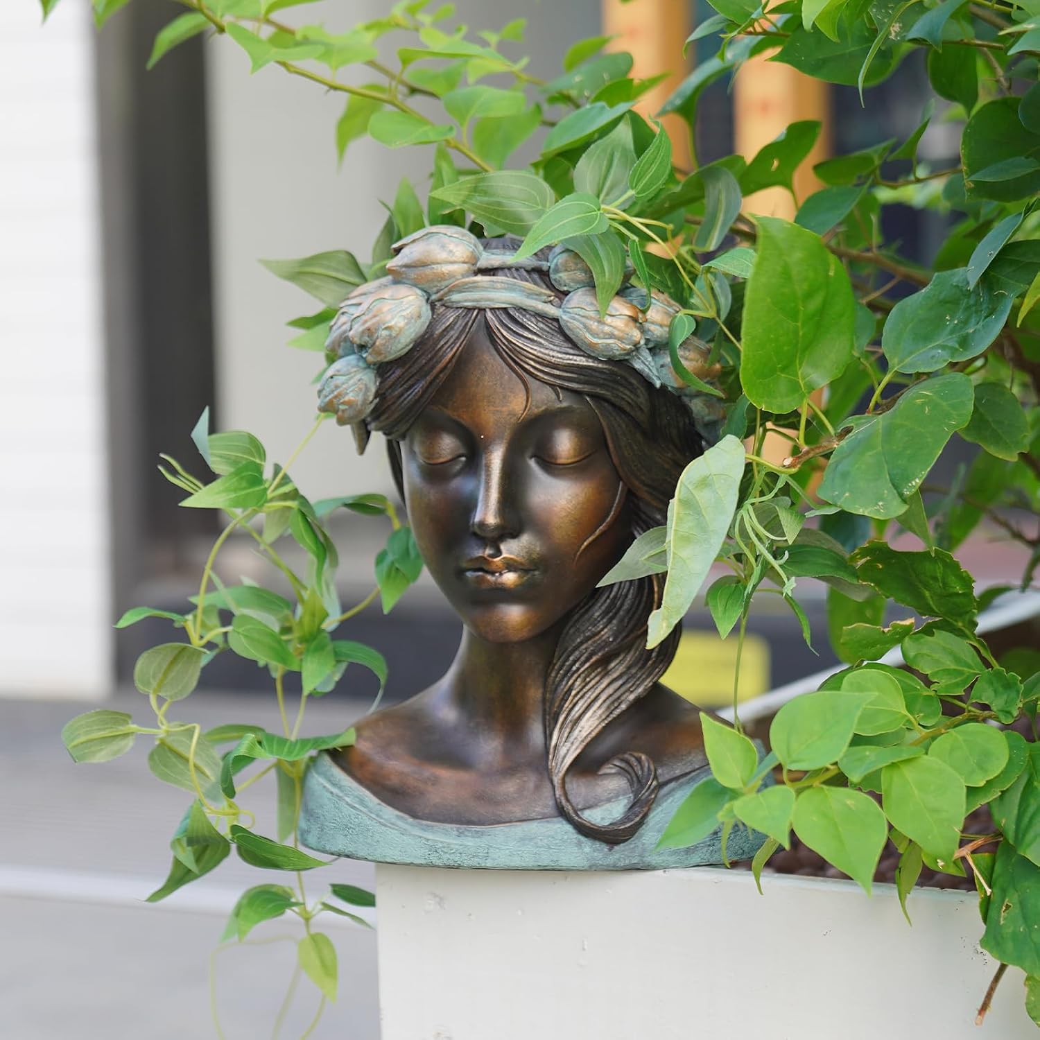 DiliComing Head Planter Face Plant Pots - 10 Inch Flower Pot Succulents Large Outdoor Planters Indoor with Drainage