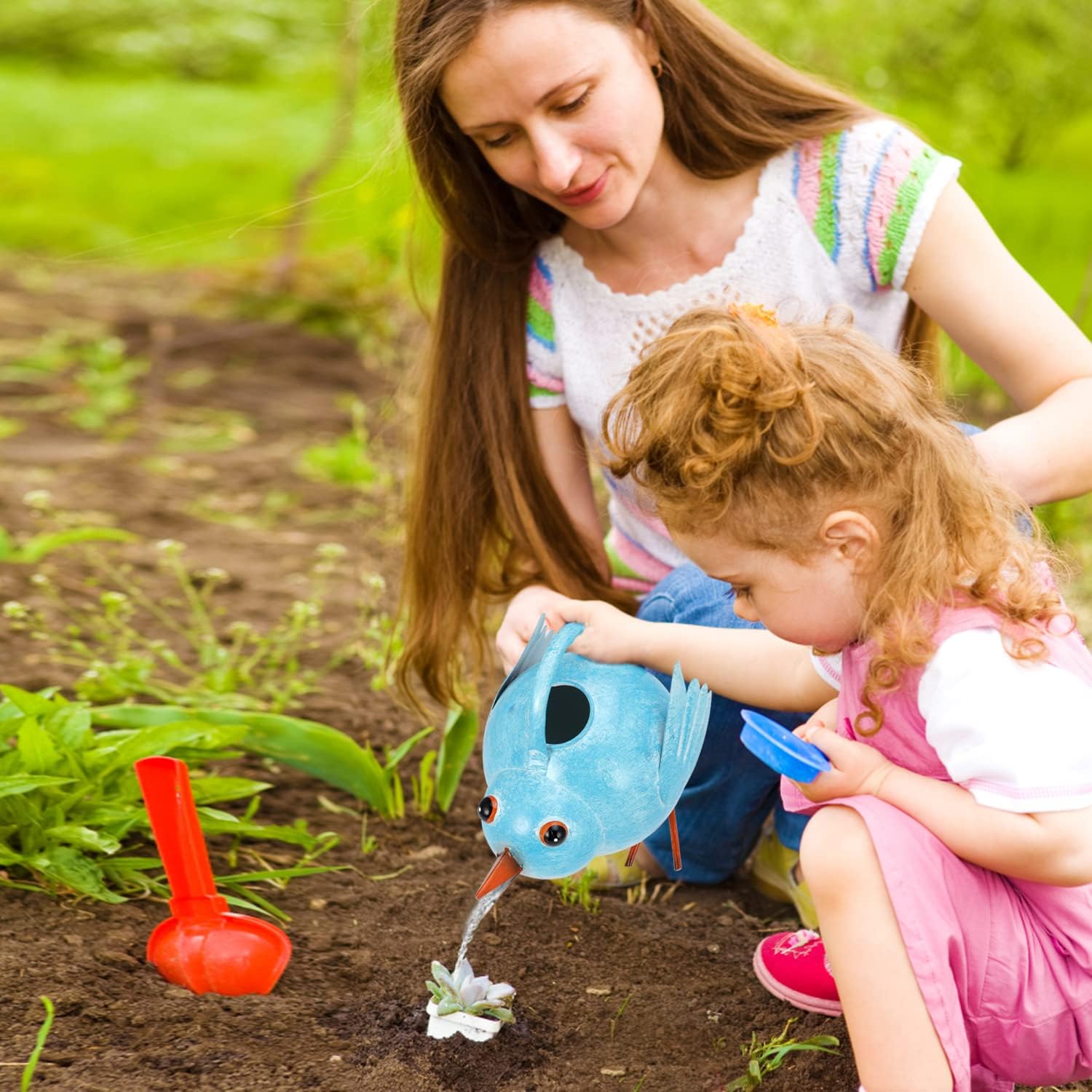 Metal Cute Bird Watering Can for Indoor/Outdoor Plants,Garden Functional Small Watering Can Decor, Decorative Watering