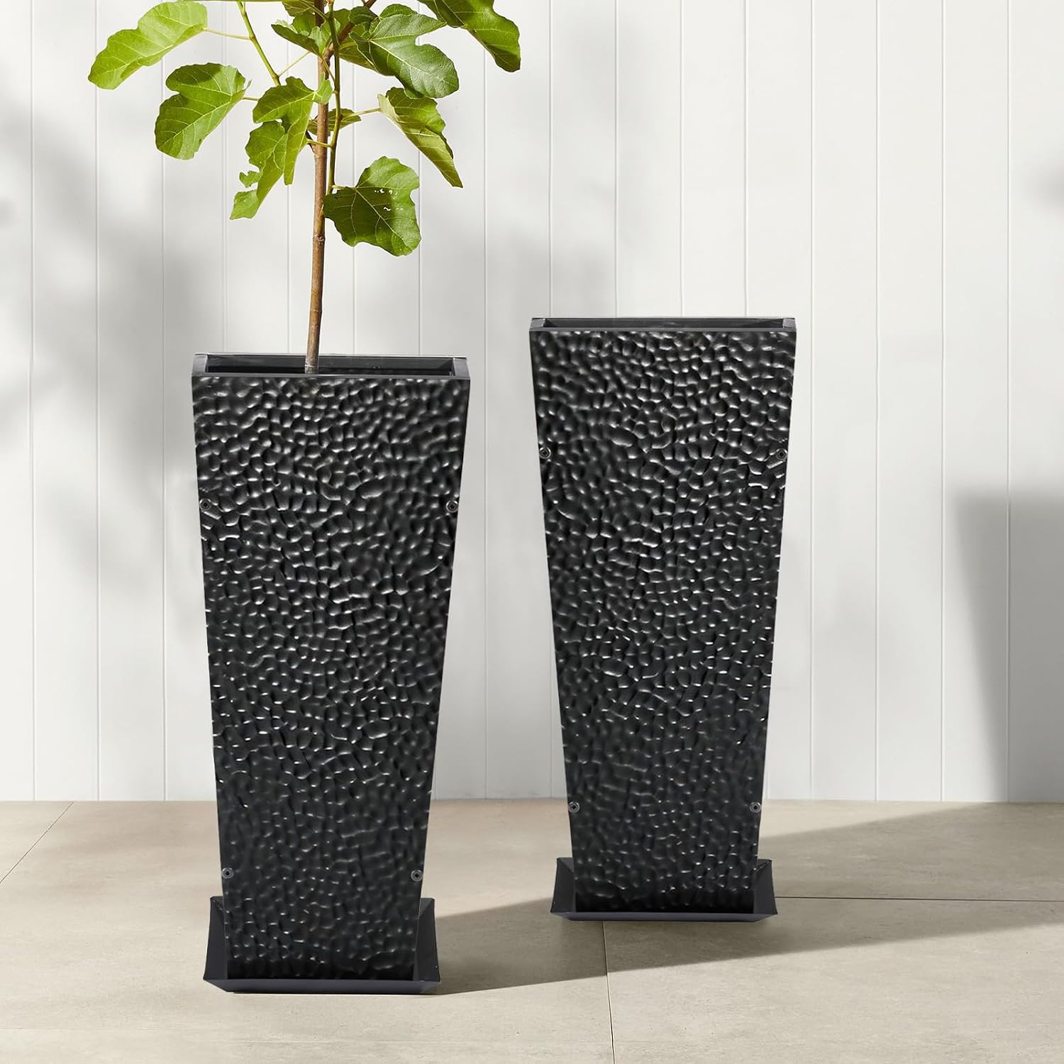 BAYN 2-Pack 24" Tall Metal Planter – Hand-Hammered Textured Large Black Flower Pots Box with Saucer for Outdoor&Indoor