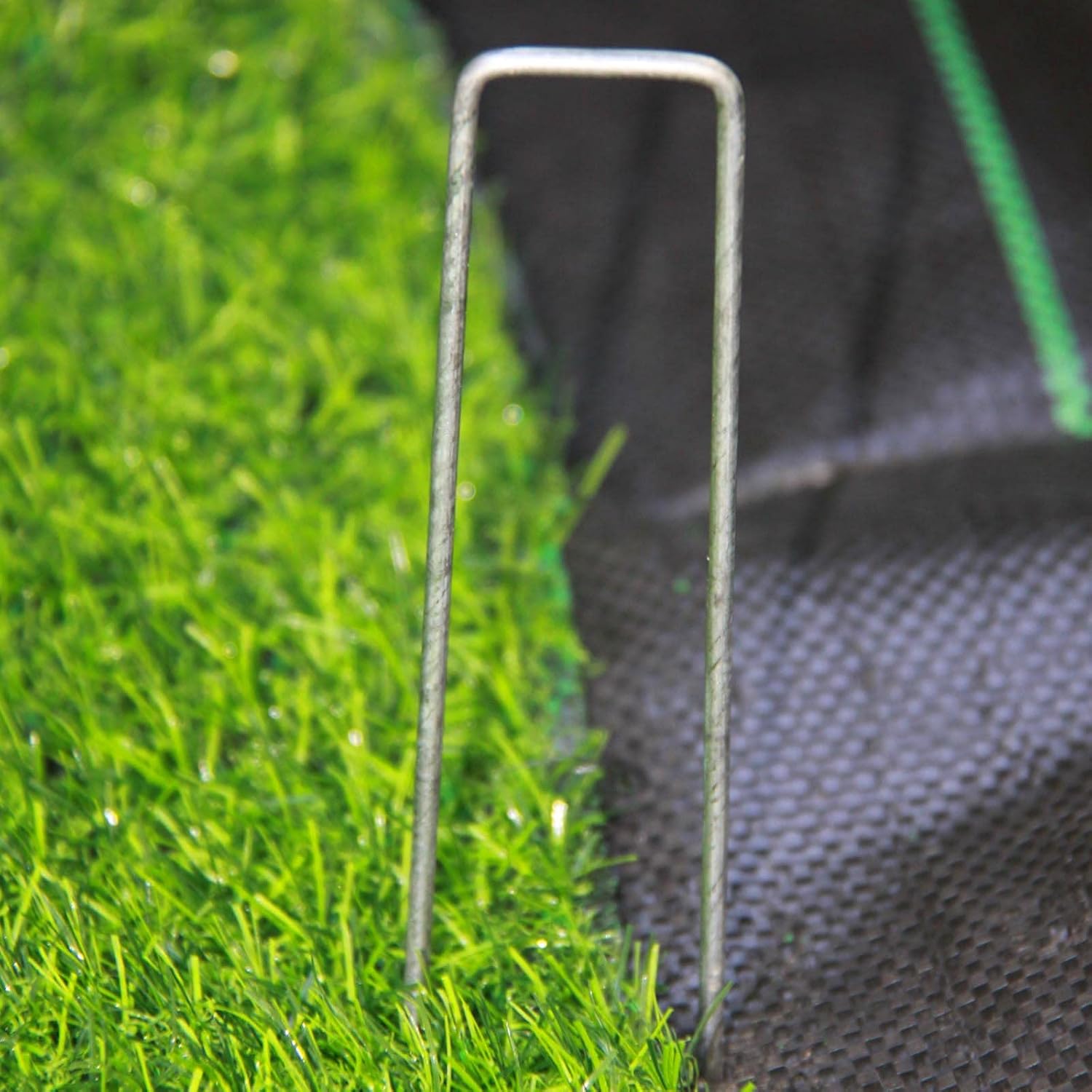 200 Pack 8 Inch 11GA(0.12inch) Galvanized Landscape Staples Garden Stakes Fence Netting Pins Ground Spikes Sod Cover