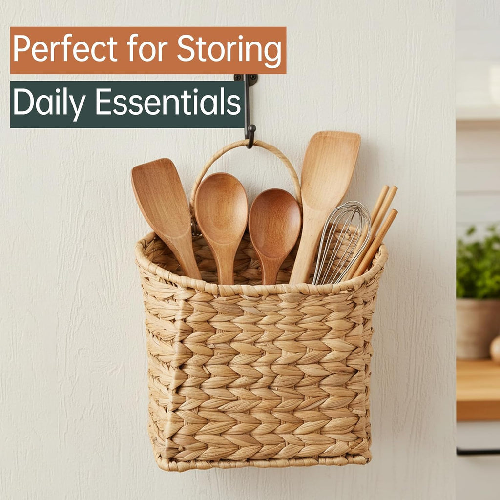 Coeusy Set of 2 Hanging Basket, Wicker Wall Basket for Door,Mail,Flower,Planters, Natural Water Hyacinth Storage Basket