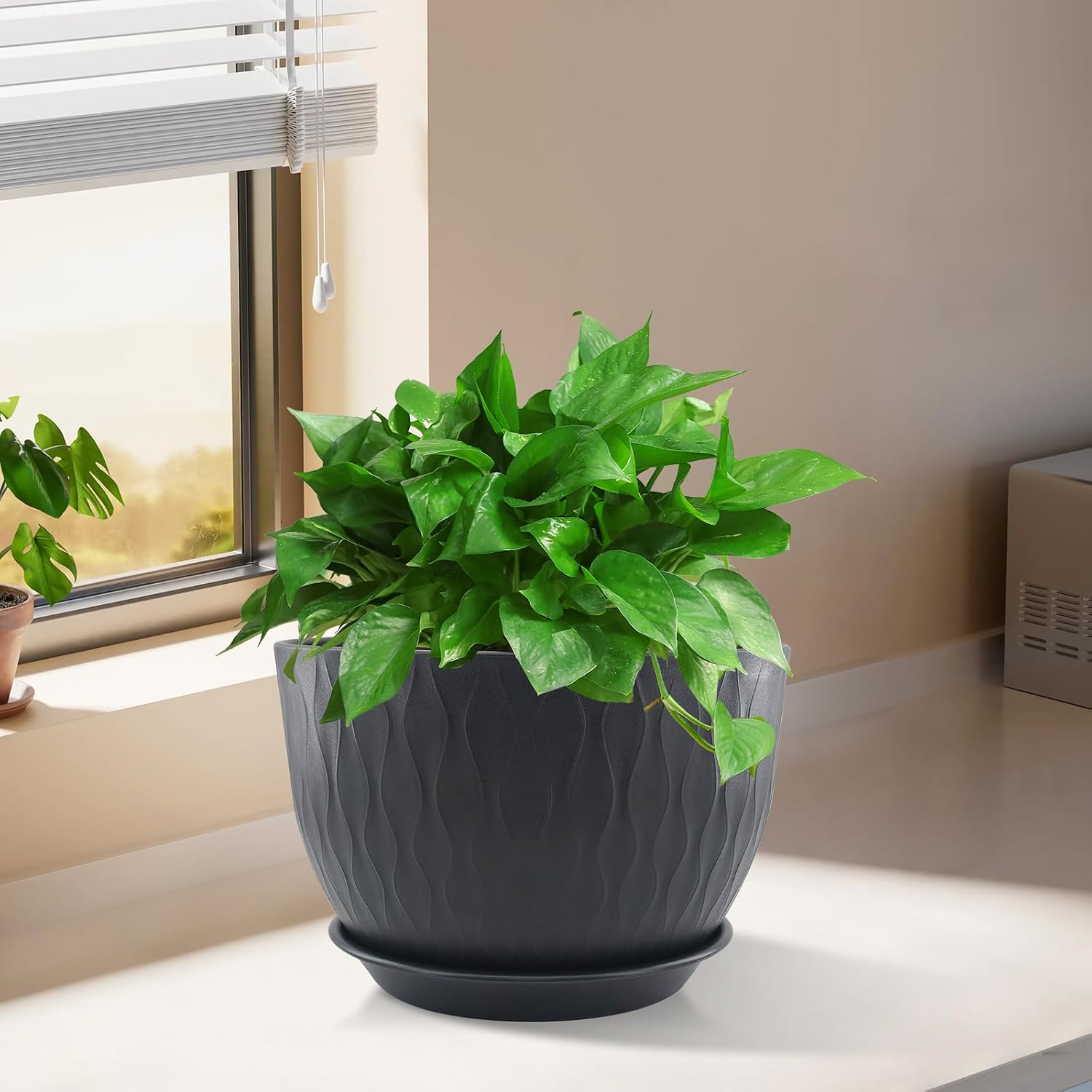 12/10/9 inch Plant Pots, 3 Pack Flower Pots for Outdoor Indoor Garden Plants, Large Planters with Multi Mesh Drainage