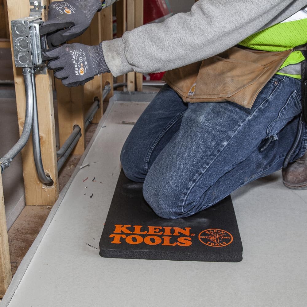 Klein Tools 60135 Kneeling Pads, Adult Men's Soft Thick Closed Cell Soft Foam Professional Tradesman Pro Pads with