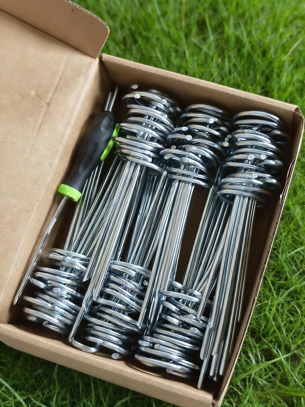 120 Pack Landscape Staples 6Inch 8 Gauge Circle Top Landscape Pins,Heavy Duty Galvanized Garden Stakes,Ground Pins for