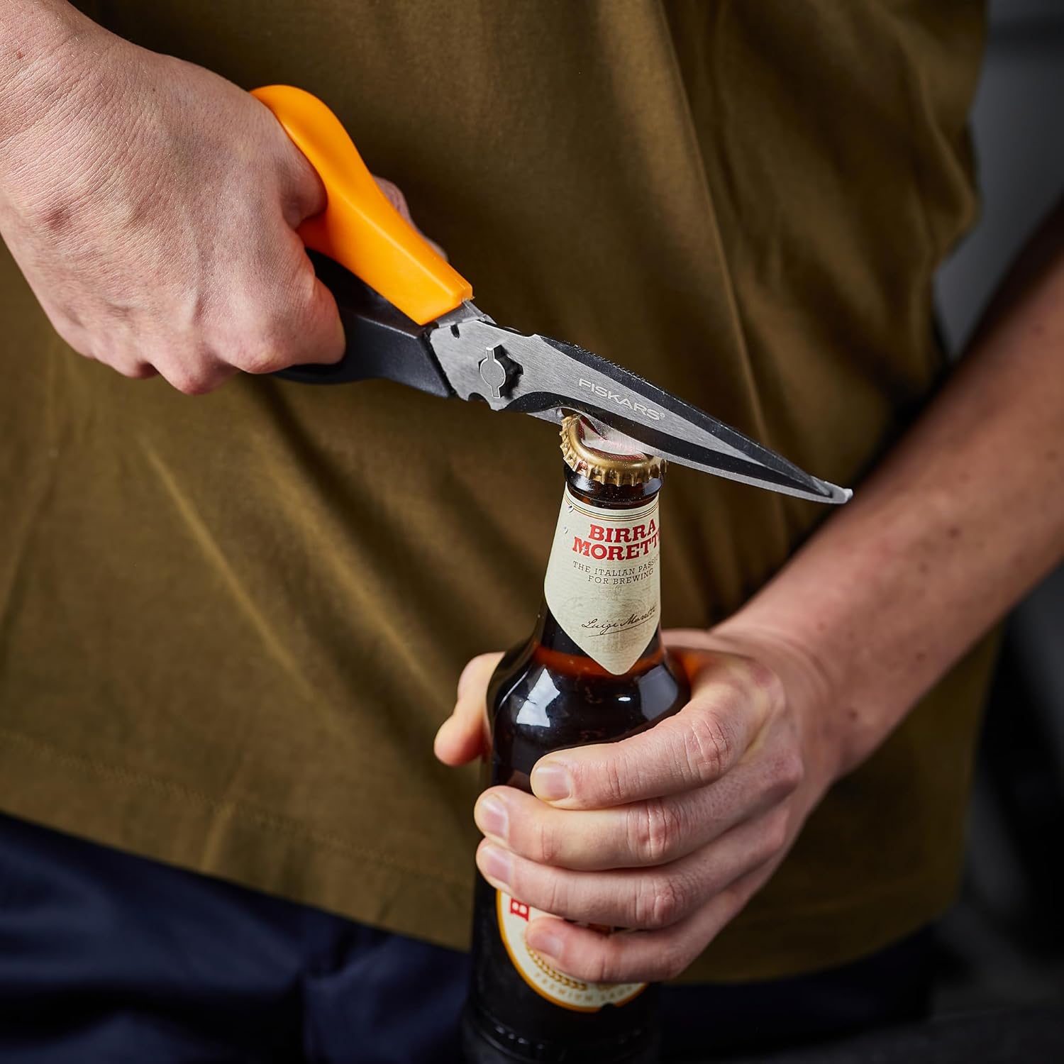 Fiskars 9" 7-in-1 Heavy-Duty Garden Scissors Multi-Tool with Sheath | Take-Apart Shears with Power Notch, Wire & Twine