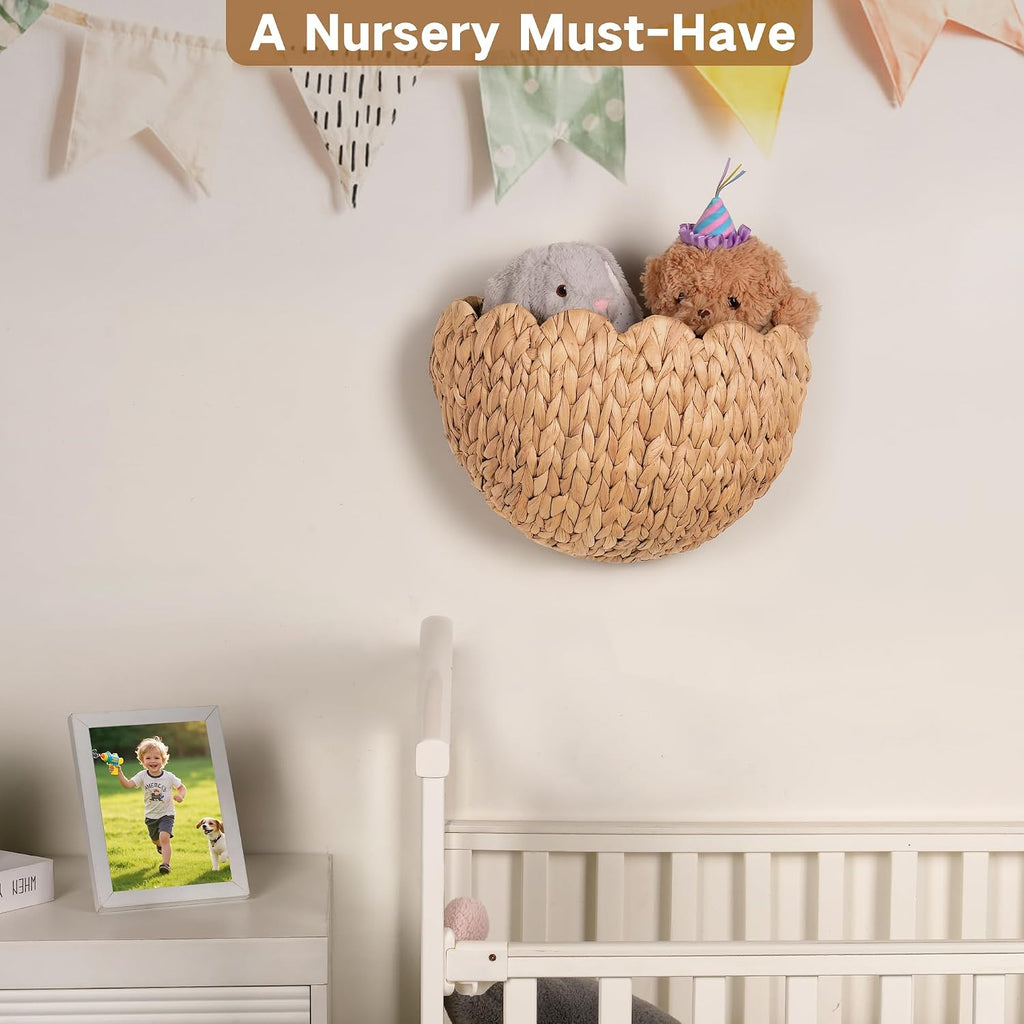 iEGrow Wicker Wall Basket, Scalloped Wall Basket Natural Water Hyacinth, Hanging Baskets for Organizing and Decor