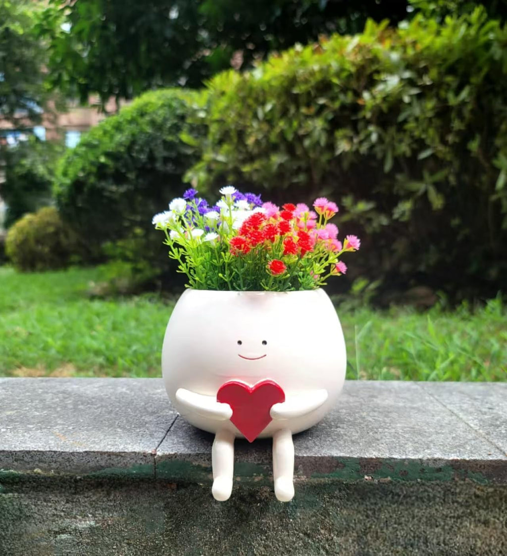 Loving Heart Resin Face Planter, Cute Plant Pot Funny Succulent Pots, Plant Lover Gifts for Women, Indoor Outdoor Desk