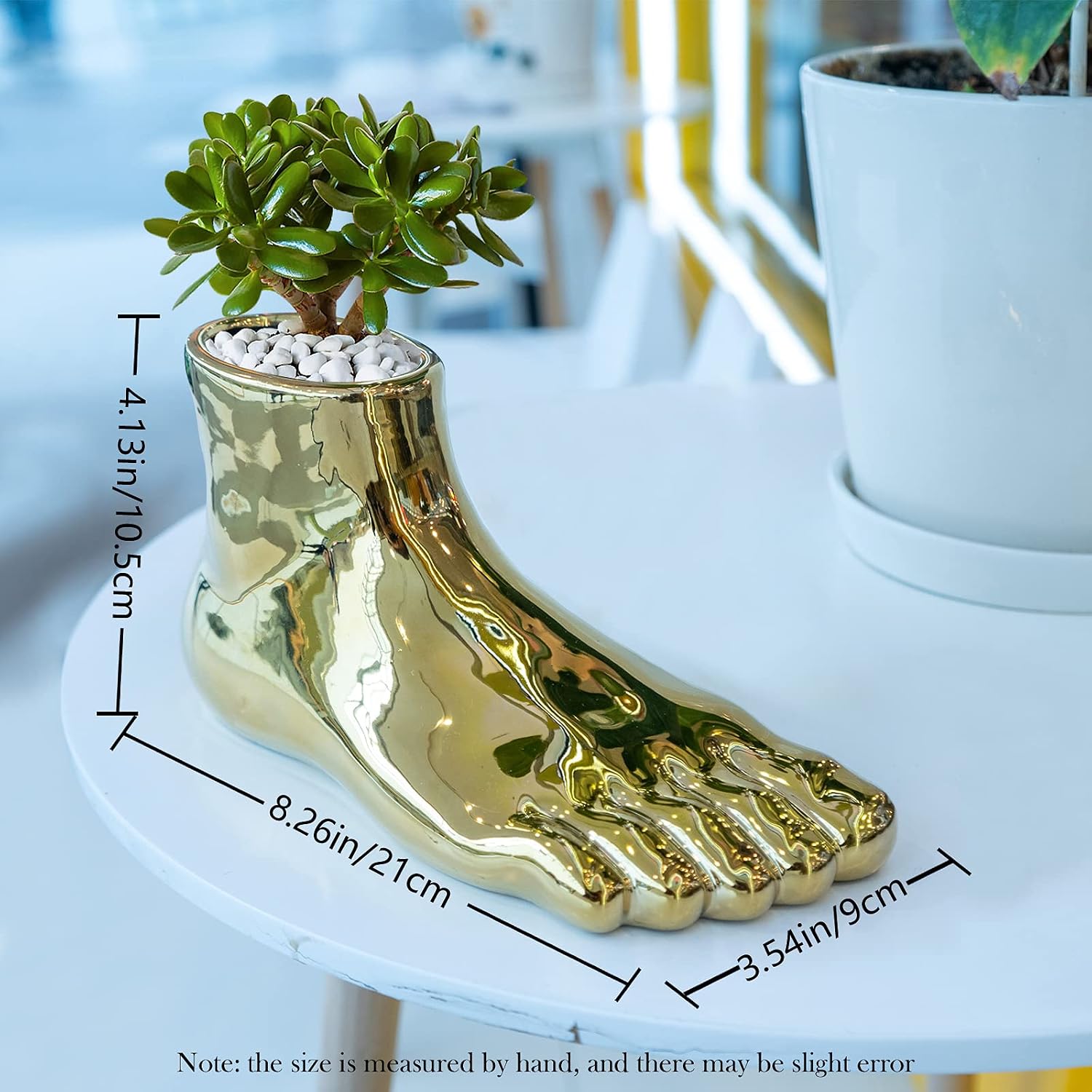 Notakia Unique Flower Vase Statue Home Decor Modern Style Gold Room Decor Accents for Indoor and Outdoor Statue Planter