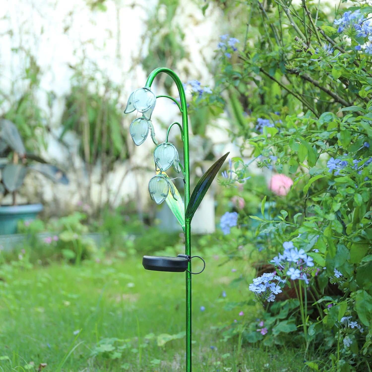 VCUTEKA Outdoor Solar Garden Light, Lily of the Valley Glass Flower Decor | Warm White Solar Stake Light, IP44