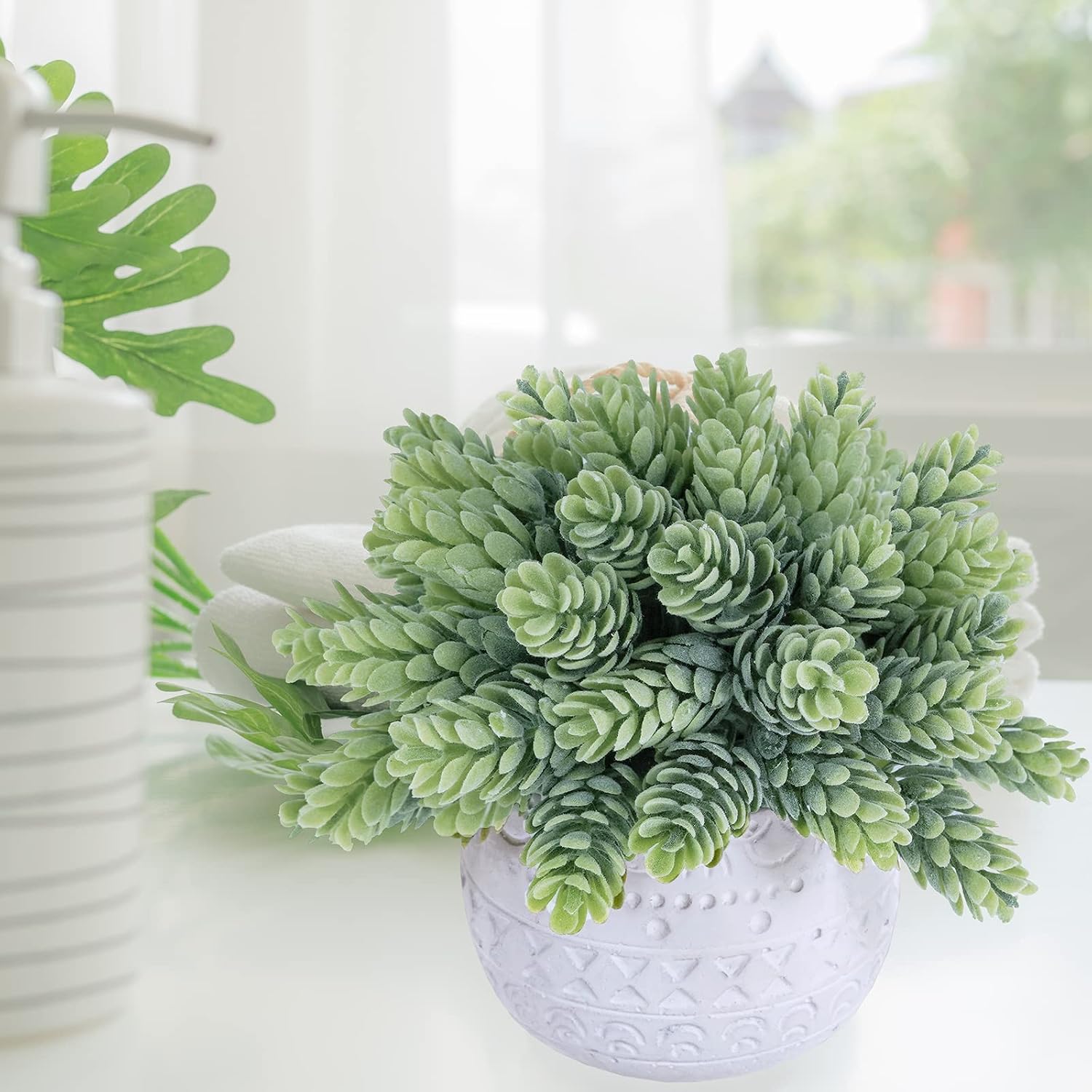 Winlyn 3 Pcs Assorted Small Potted Succulent Plants Artificial Aloe Hanging Succulent in White Geometric Concrete