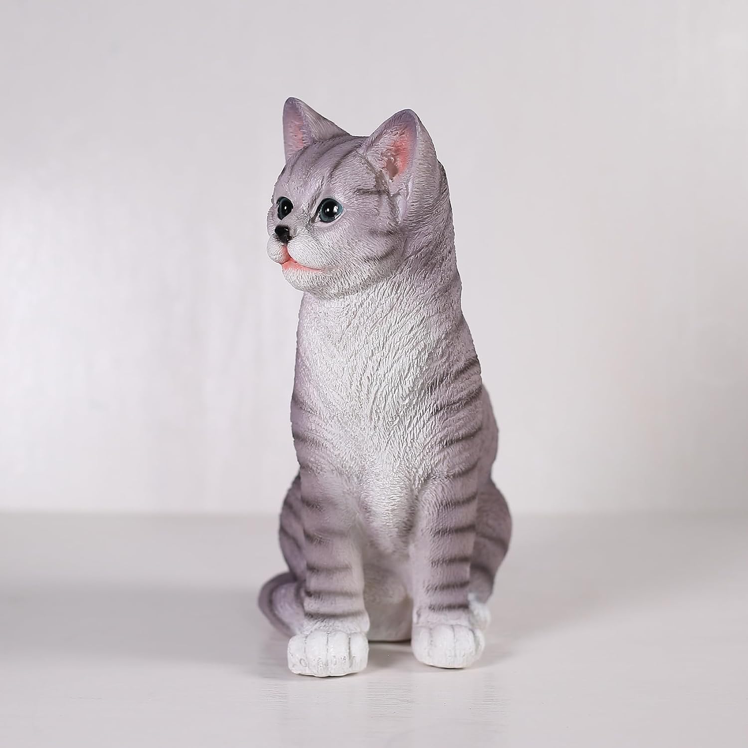 Outdoor cat Sculpture Garden Cat Statue, Gray Resin, 10.8 x 7 x 4.7 inches, Grey Kitten Statue Courtyard, Lawn, Yard