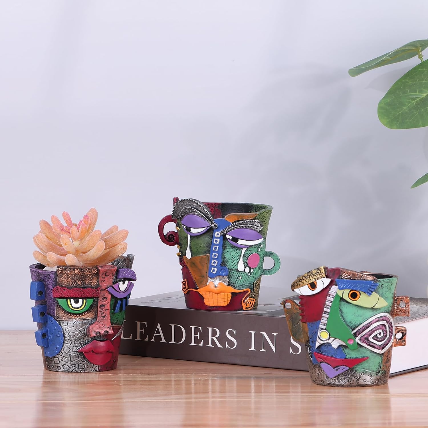 Mini Abstract Face Planter – Small Picasso-Inspired Resin Planter for Succulents, Cacti & Small Plants, Whimsical