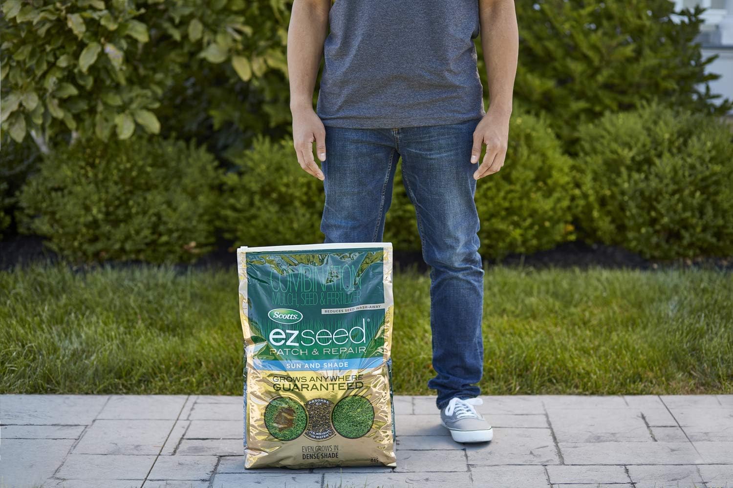 Scotts EZ Seed Patch & Repair Sun and Shade, 20 lbs. | Combination Mulch, Sun and Shade Grass Seed & Fertilizer for