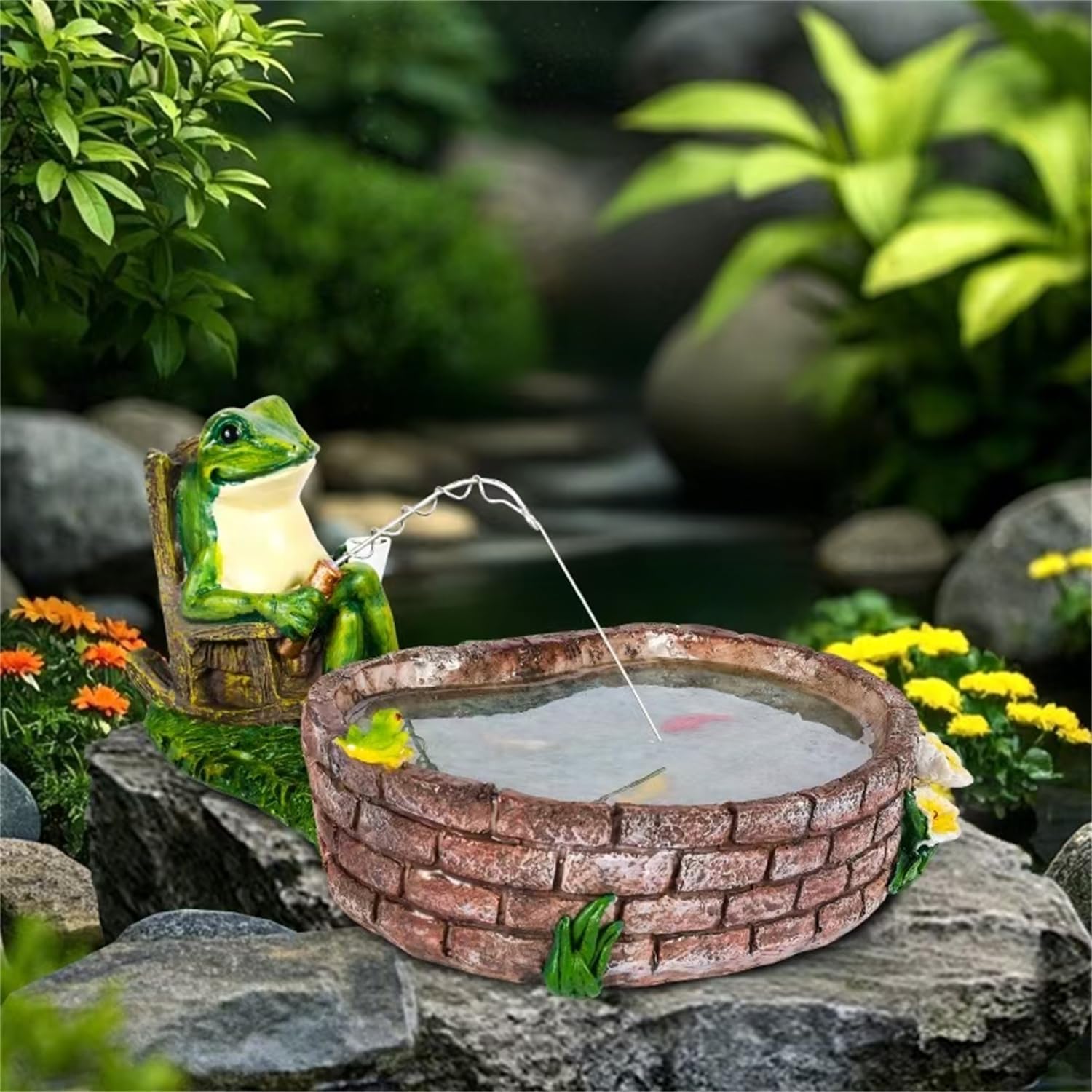 Solar Frog Fishing Statue Frog Garden Decor Lawn Ornament | Made Of Weather-Resistant Resin，Solar-Powered Led-Lit Fish