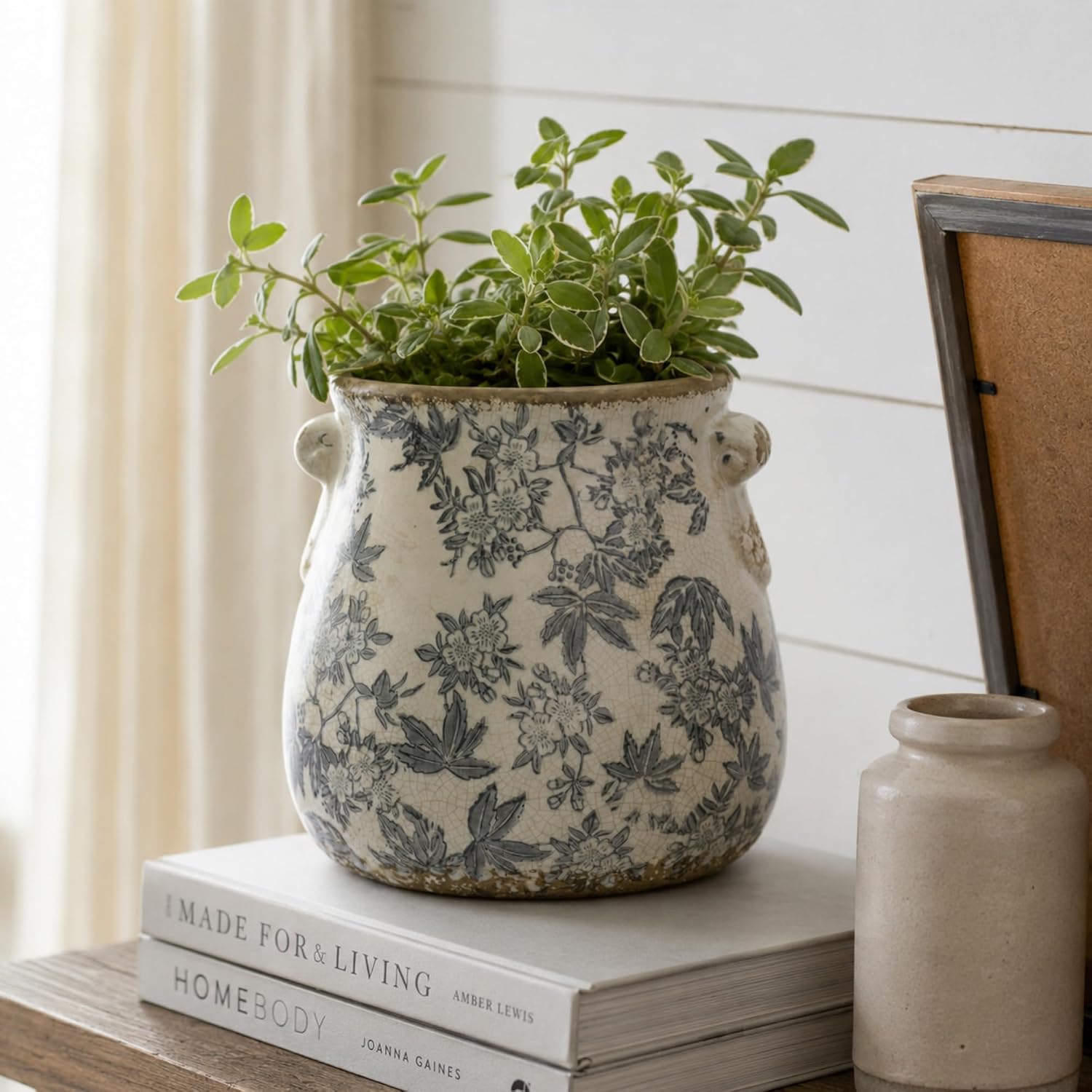 Vintage Grey Ceramic Ice Crack Glaze Flower Pot with Drainage Holes and With Handle, Country Rustic Planters for Indoor