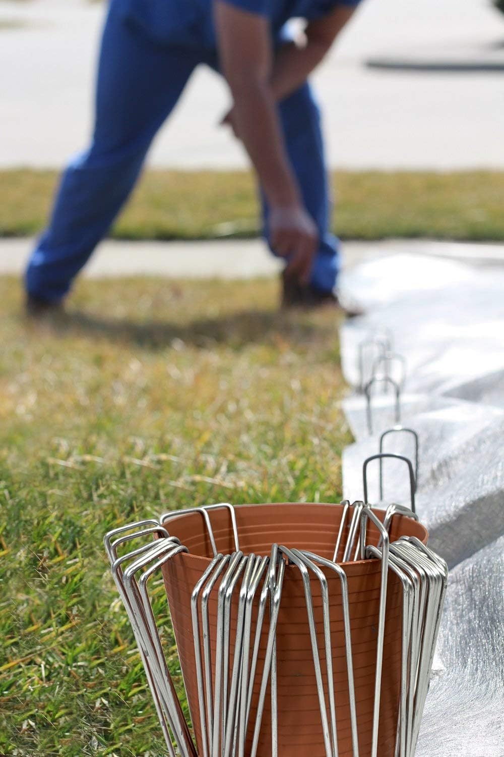 Ashman 200 Pack Galvanized Garden Stakes Landscape Staples and Fence Stake Sod Staples - Heavy Duty & Anti Rust Zinc