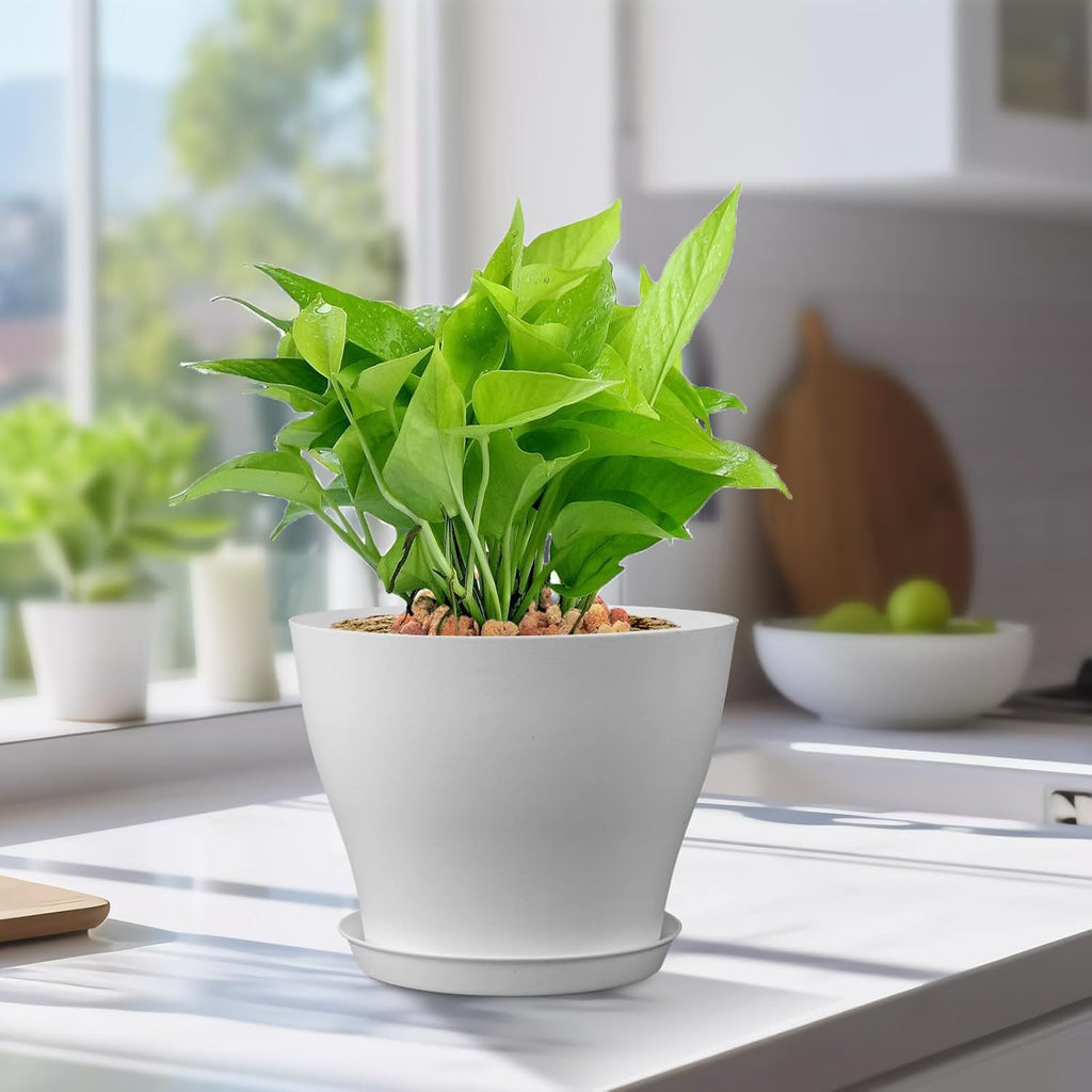 Meowell 6 inch Plastic Nursery Pots, 16 Pack Plant Pots for Small Indoor Outdoor Plants, Flower Pots with Drainage