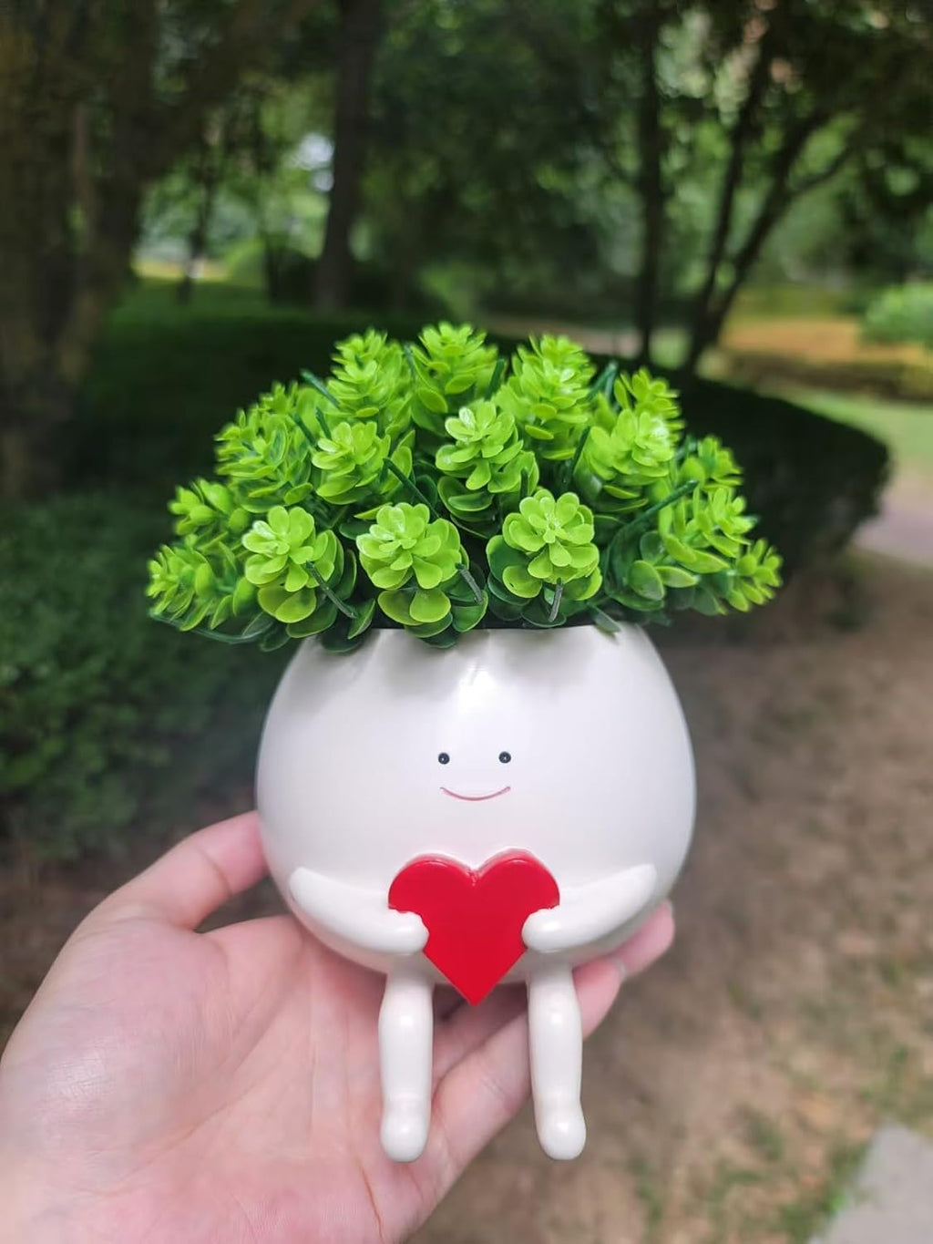 Loving Heart Resin Face Planter, Cute Plant Pot Funny Succulent Pots, Plant Lover Gifts for Women, Indoor Outdoor Desk