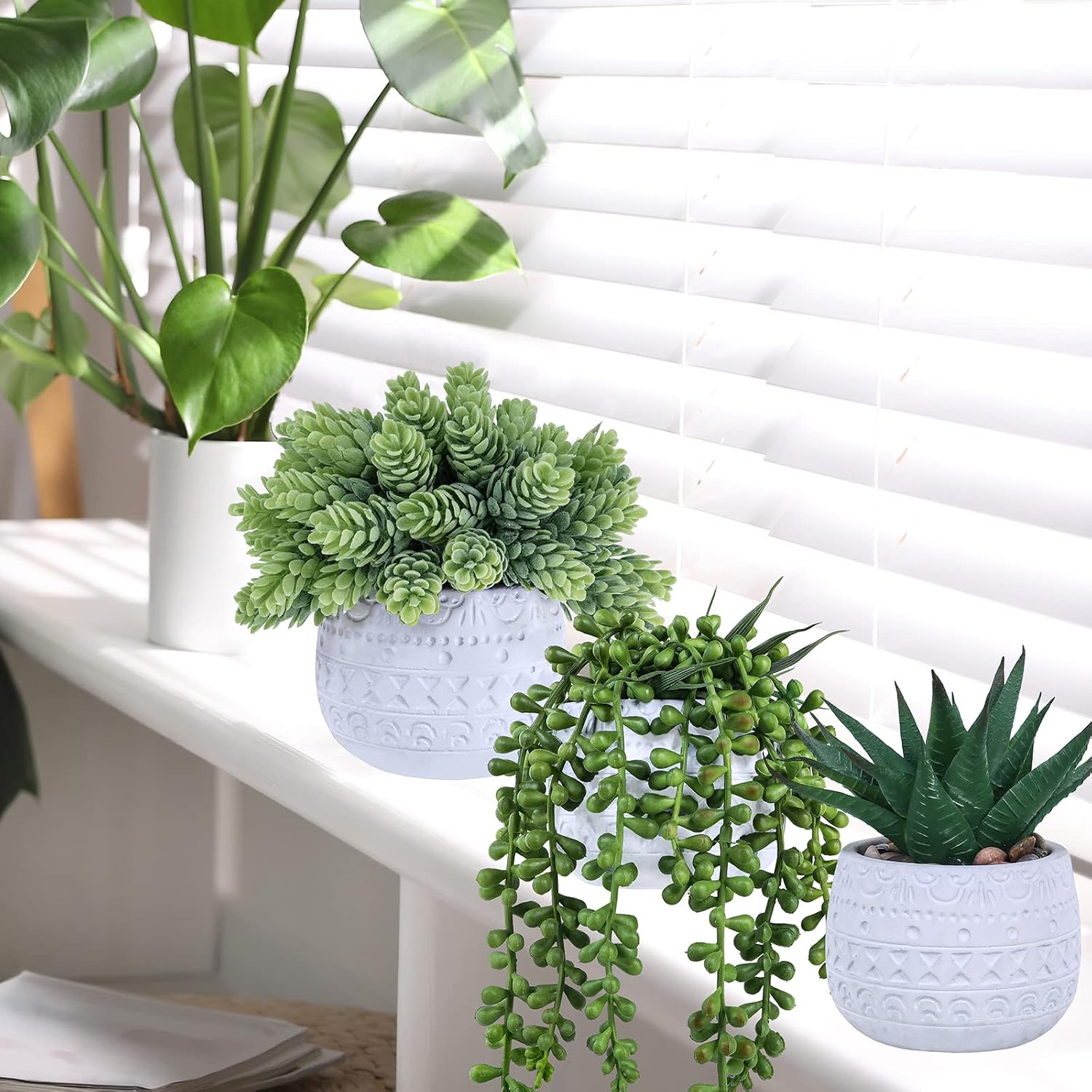 Winlyn 3 Pcs Assorted Small Potted Succulent Plants Artificial Aloe Hanging Succulent in White Geometric Concrete