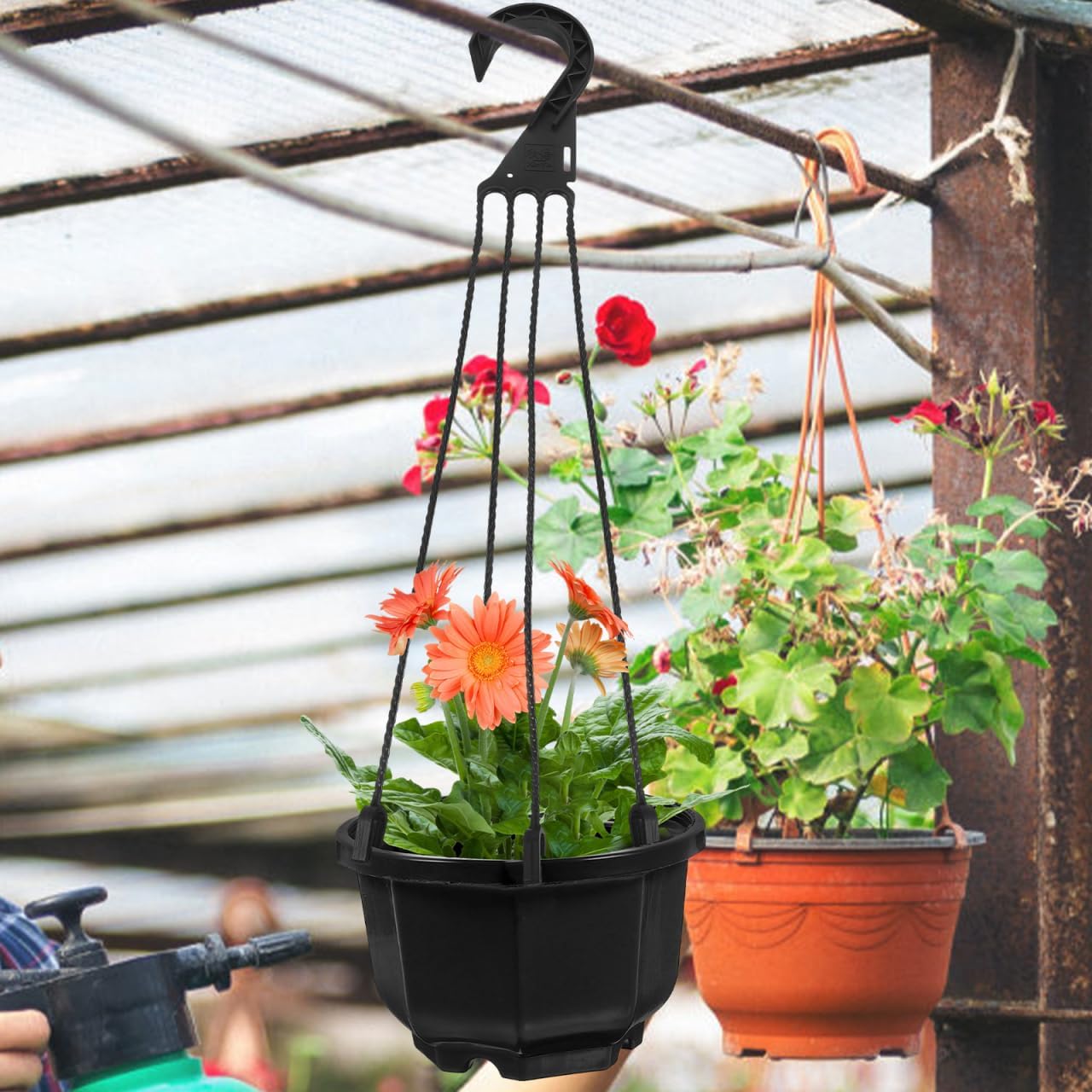 Healeved 5Pcs Plastic Plant Hangers Hanging Basket Hooks, 4 Prong Plant Pot Hangers for Balcony, Garden, Porch, and