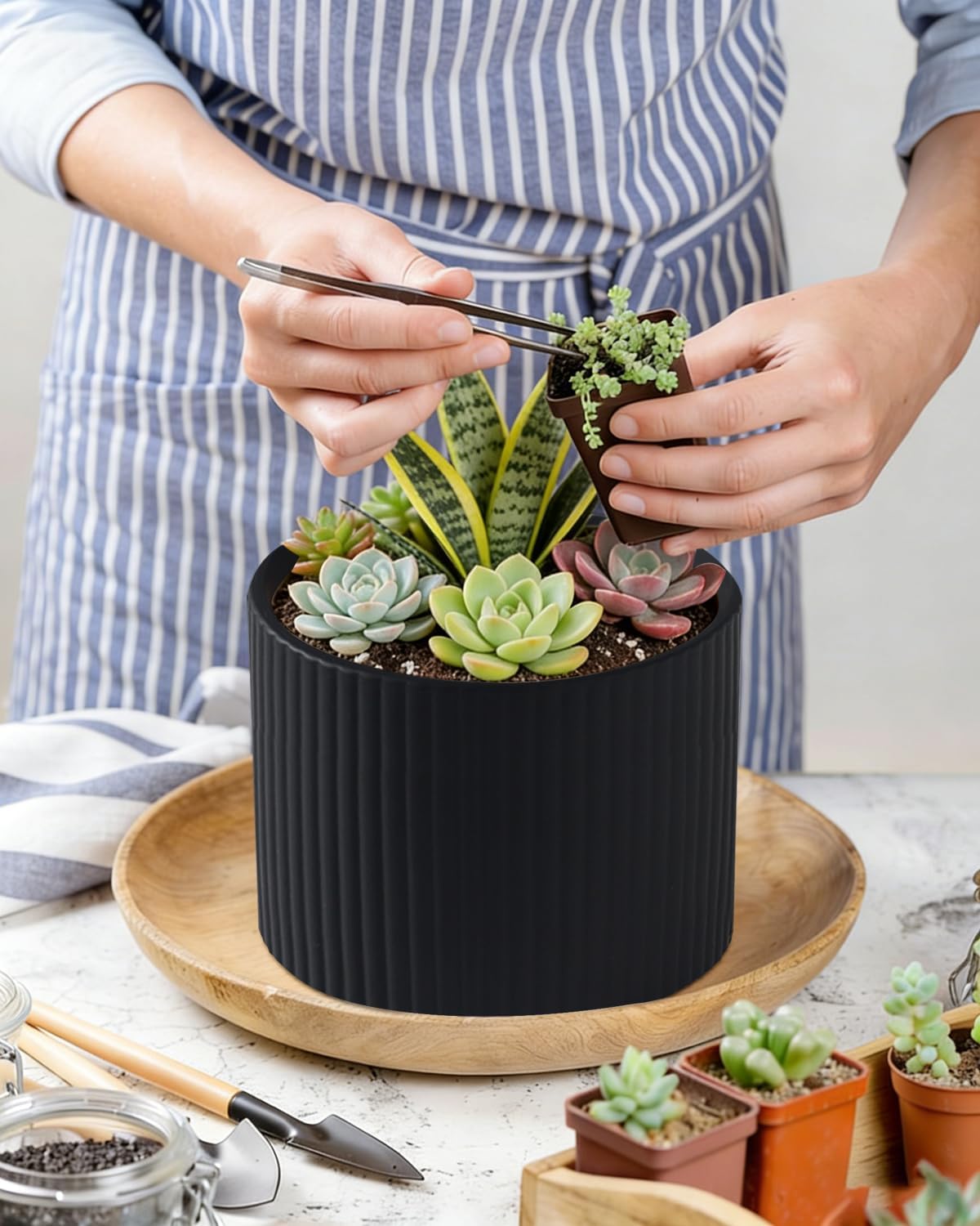 Matte Black Ceramic Plant Pots, 8.1 + 6 Inch Planters for Indoor Plants, Modern Flower Pots with Drainage, Two-Sizes Set