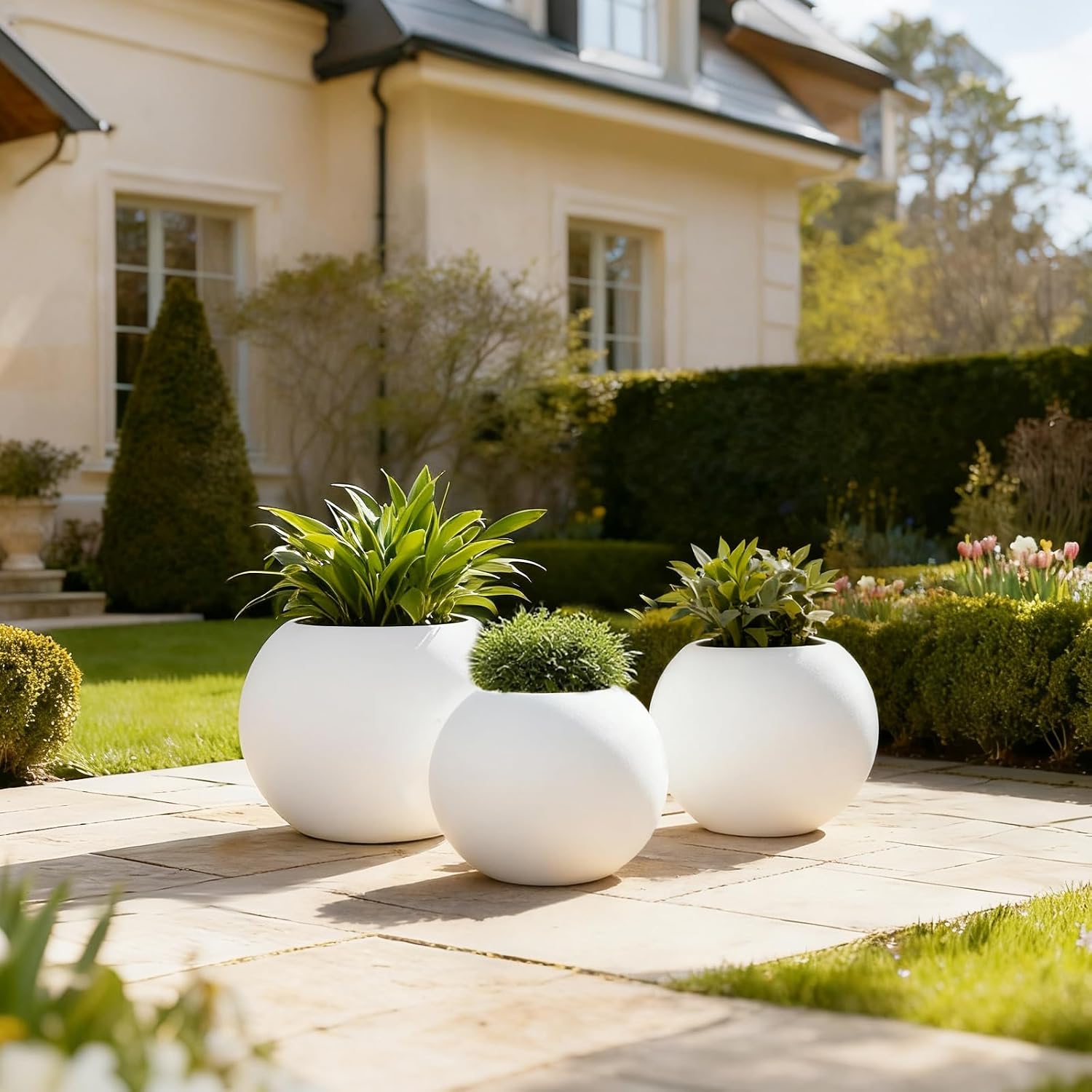 Large Round Planter,Planters for Indoor Plants & Outdoor,Durable Plastic Material Sphere Planter with Drainage Hole &