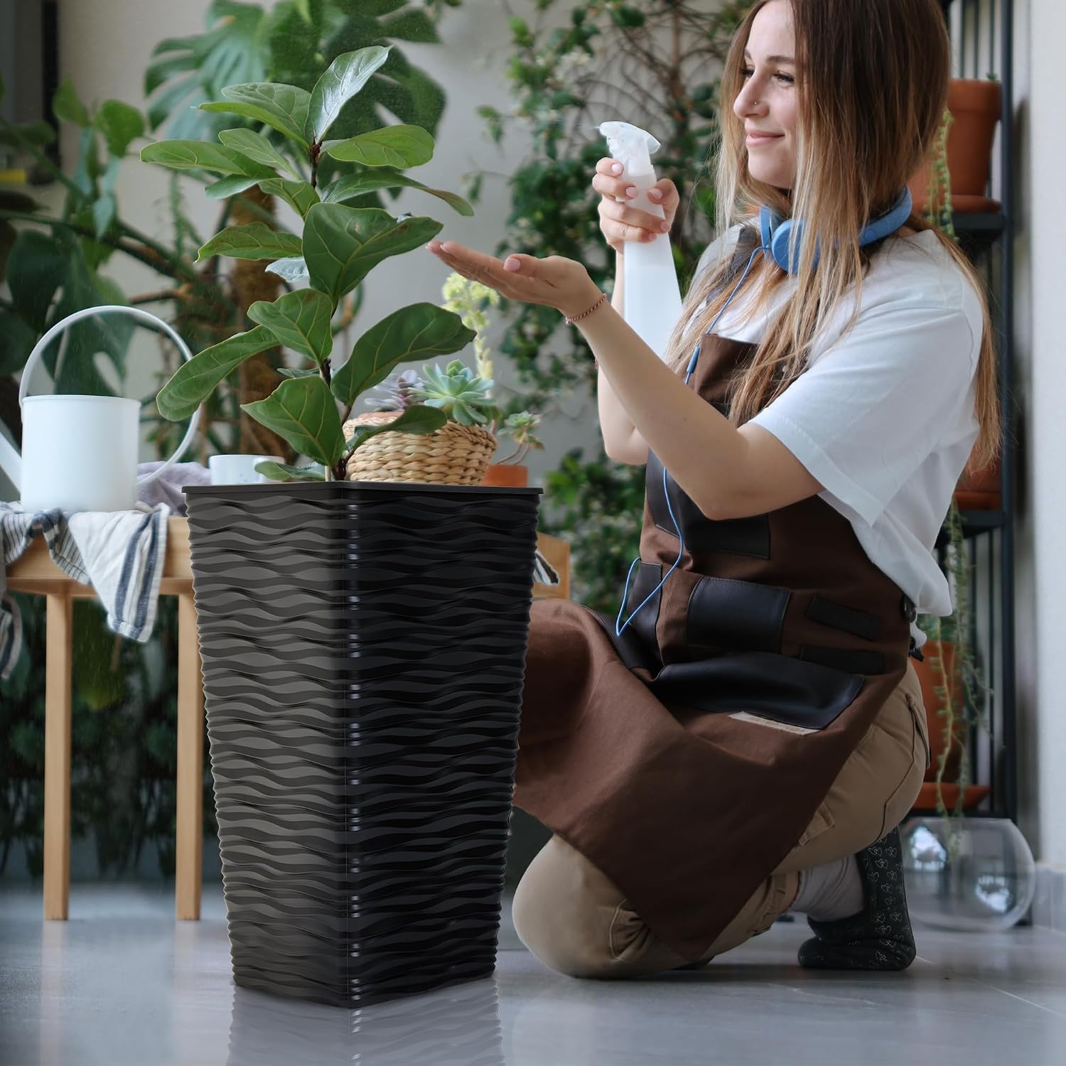 Worth 2 Pack 22" Tall Plastic Square Tapered Planter with Inside Pots for Indoor or Outdoor Use, Modern Wavy Finish for
