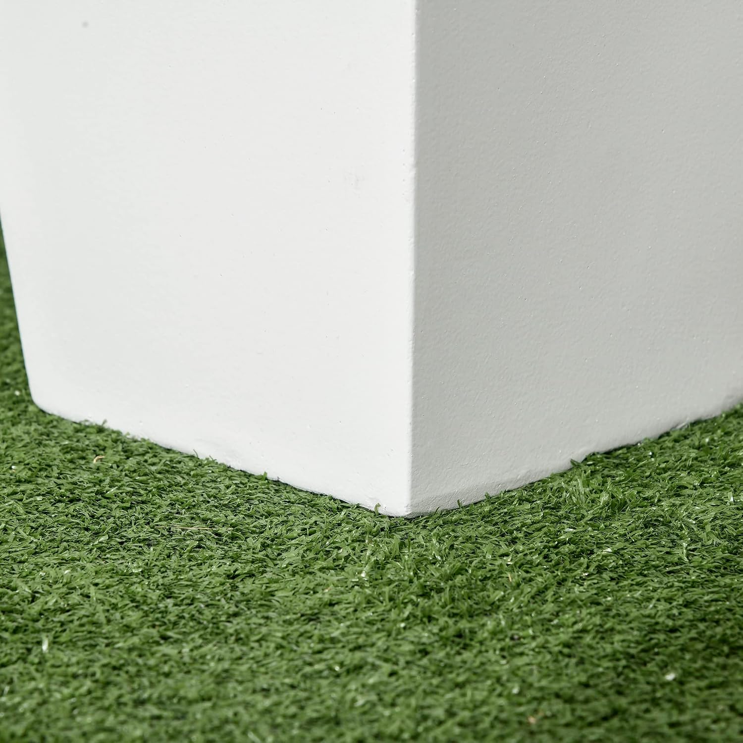 Outsunny 2-Pack Outdoor Planter Set with Drainage Holes, 22in & 18in, White | Flower Pots, Durable & Stackable Plant