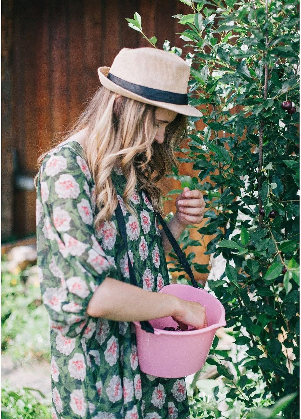 Berry Picking Basket - 3L Hands-Free Fruit Picking Bucket with Adjustable Strap (Pink)